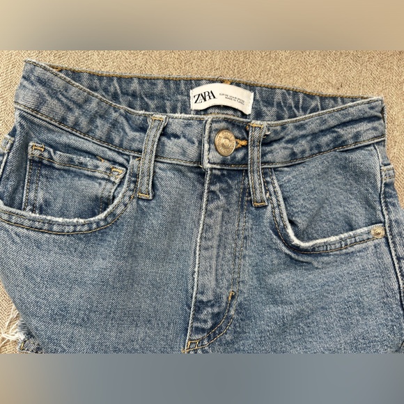 Zara : High Rise Ankle Denim Jeans - Picture 4 of 5